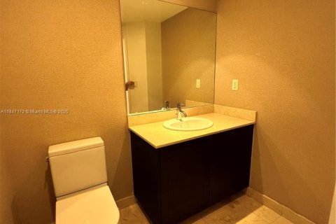 Condominio en alquiler en Sunny Isles Beach, Florida, 3 dormitorios, 134.52 m2 № 1845781 - foto 14