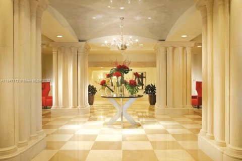 Condominio en alquiler en Sunny Isles Beach, Florida, 3 dormitorios, 134.52 m2 № 1845781 - foto 1