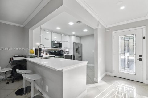 Touwnhouse à vendre à Sunrise, Floride: 3 chambres, 144.56 m2 № 1867016 - photo 7