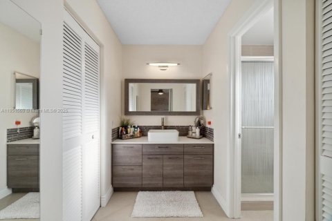 Touwnhouse à vendre à Sunrise, Floride: 3 chambres, 144.56 m2 № 1867016 - photo 28