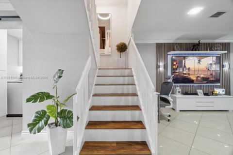 Touwnhouse à vendre à Sunrise, Floride: 3 chambres, 144.56 m2 № 1867016 - photo 16