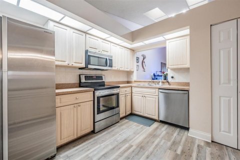 House in Clearwater, Florida 2 bedrooms, 127 sq.m. № 1894708 - photo 16