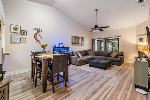 House in Clearwater, Florida 2 bedrooms, 127 sq.m. № 1894708 - photo 7