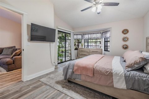 House in Clearwater, Florida 2 bedrooms, 127 sq.m. № 1894708 - photo 22