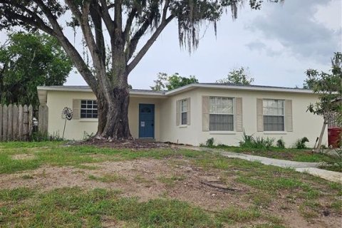 Casa en venta en Plant City, Florida, 3 dormitorios, 152.64 m2 № 1903825 - foto 1