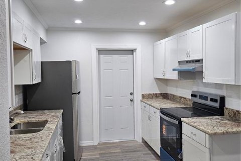 Casa en venta en Plant City, Florida, 3 dormitorios, 152.64 m2 № 1903825 - foto 10