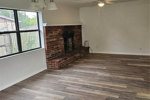 Casa en venta en Plant City, Florida, 3 dormitorios, 152.64 m2 № 1903825 - foto 5