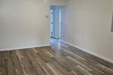 Casa en venta en Plant City, Florida, 3 dormitorios, 152.64 m2 № 1903825 - foto 7
