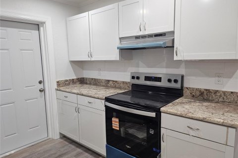 Casa en venta en Plant City, Florida, 3 dormitorios, 152.64 m2 № 1903825 - foto 9