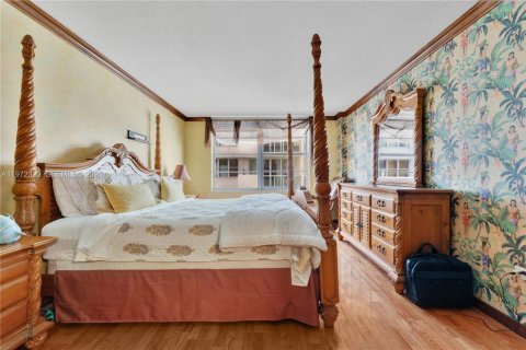 Copropriété à louer à Miami Beach, Floride: 2 chambres, 97.27 m2 № 2040331 - photo 12