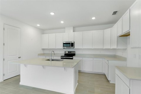 Casa en venta en DeLand, Florida, 4 dormitorios, 194.17 m2 № 2149643 - foto 6
