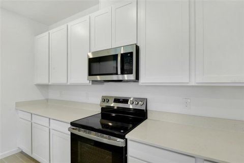 Casa en venta en DeLand, Florida, 4 dormitorios, 194.17 m2 № 2149643 - foto 5