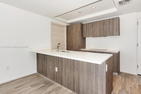 Condominio en venta en Miami, Florida, 2 dormitorios, 116.41 m2 № 1979536 - foto 7