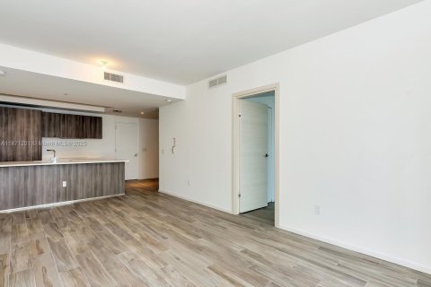 Condominio en venta en Miami, Florida, 2 dormitorios, 116.41 m2 № 1979536 - foto 3