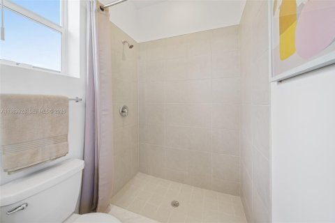 Townhouse in Florida City, Florida 4 bedrooms, 129.41 sq.m. № 2046704 - photo 24