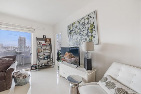 Copropriété à vendre à Miami Beach, Floride: 50.54 m2 № 1950309 - photo 10