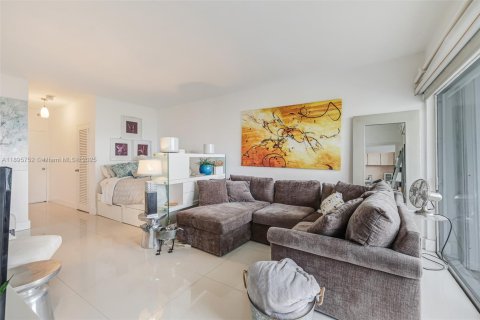 Copropriété à vendre à Miami Beach, Floride: 50.54 m2 № 1950309 - photo 11