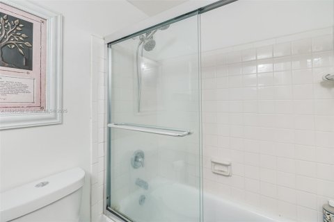 Copropriété à vendre à Miami Beach, Floride: 50.54 m2 № 1950309 - photo 21