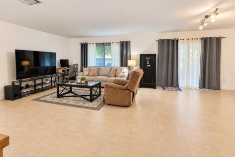 Touwnhouse à louer à Sunrise, Floride: 3 chambres, 155.8 m2 № 2394814 - photo 4