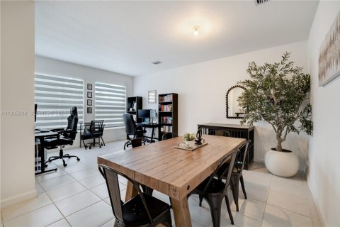 Touwnhouse à vendre à Homestead, Floride: 4 chambres, 173.91 m2 № 2060321 - photo 20