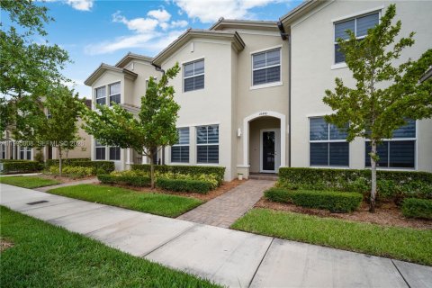 Touwnhouse à vendre à Homestead, Floride: 4 chambres, 173.91 m2 № 2060321 - photo 3