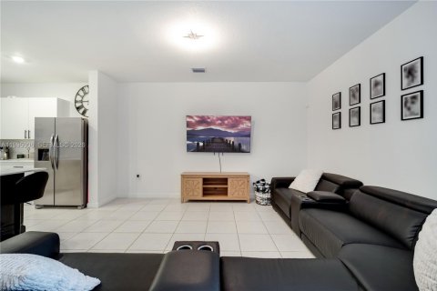 Touwnhouse à vendre à Homestead, Floride: 4 chambres, 173.91 m2 № 2060321 - photo 19