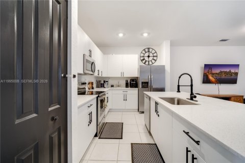 Touwnhouse à vendre à Homestead, Floride: 4 chambres, 173.91 m2 № 2060321 - photo 16