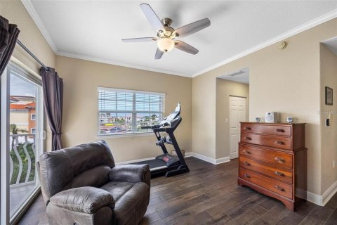 Adosado en venta en Redington Shores, Florida, 3 dormitorios, 236.34 m2 № 2234489 - foto 27