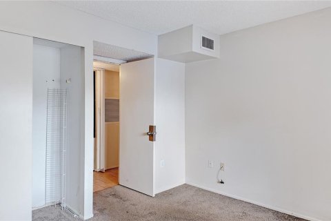 Condominio en venta en Bradenton, Florida, 2 dormitorios, 106.28 m2 № 1851552 - foto 12