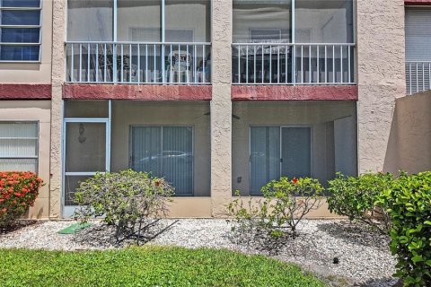 Condominio en venta en Bradenton, Florida, 2 dormitorios, 106.28 m2 № 1851552 - foto 1