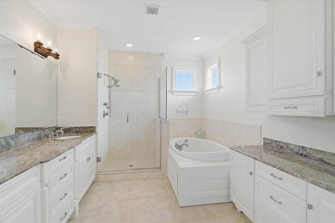 House in Placida, Florida 4 bedrooms, 306.02 sq.m. № 2396616 - photo 29