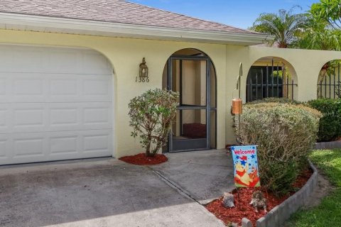 House in Punta Gorda, Florida 3 bedrooms, 188.31 sq.m. № 1839024 - photo 6