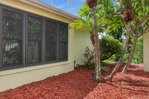 House in Punta Gorda, Florida 3 bedrooms, 188.31 sq.m. № 1839024 - photo 7