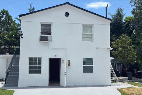 Propiedad comercial en Hollywood, Florida 138.15 m2 № 2075466