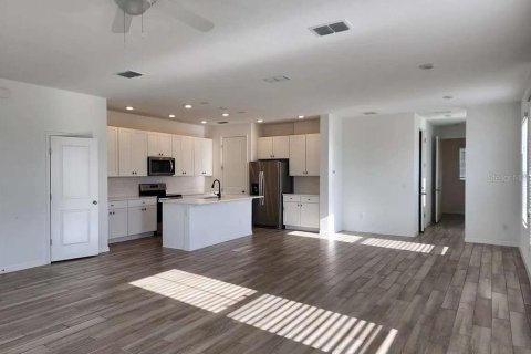 Adosado en alquiler en Davenport, Florida, 3 dormitorios, 185.43 m2 № 1877491 - foto 12