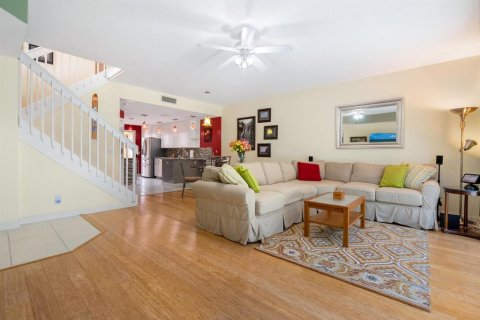 Adosado en venta en Sarasota, Florida, 3 dormitorios, 155.33 m2 № 1313584 - foto 12