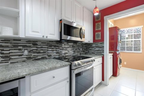 Adosado en venta en Sarasota, Florida, 3 dormitorios, 155.33 m2 № 1313584 - foto 16