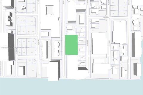 Propiedad comercial en venta en Miami, Florida № 2082693 - foto 8