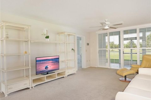 Condo in Bradenton, Florida, 1 bedroom  № 2208314 - photo 5