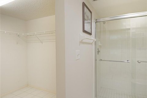 Condo in Bradenton, Florida, 1 bedroom  № 2208314 - photo 17