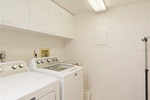 Condo in Bradenton, Florida, 1 bedroom  № 2208314 - photo 20