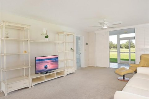 Condo in Bradenton, Florida, 1 bedroom  № 2208314 - photo 4