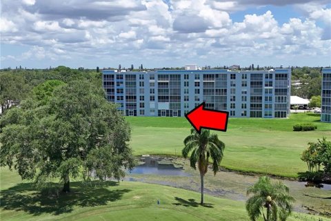 Condo in Bradenton, Florida, 1 bedroom  № 2208314 - photo 24