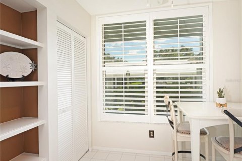 Condo in Bradenton, Florida, 1 bedroom  № 2208314 - photo 11