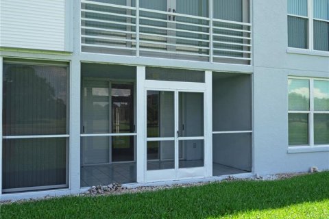 Condo in Bradenton, Florida, 1 bedroom  № 2208314 - photo 25