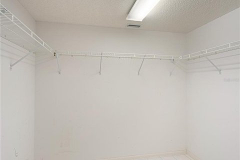 Condo in Bradenton, Florida, 1 bedroom  № 2208314 - photo 18