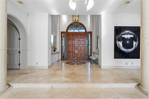 Снять в аренду виллу или дом в Бока-Ратон, Флорида 6 спален, 750.37м2, № 2062556 - фото 4