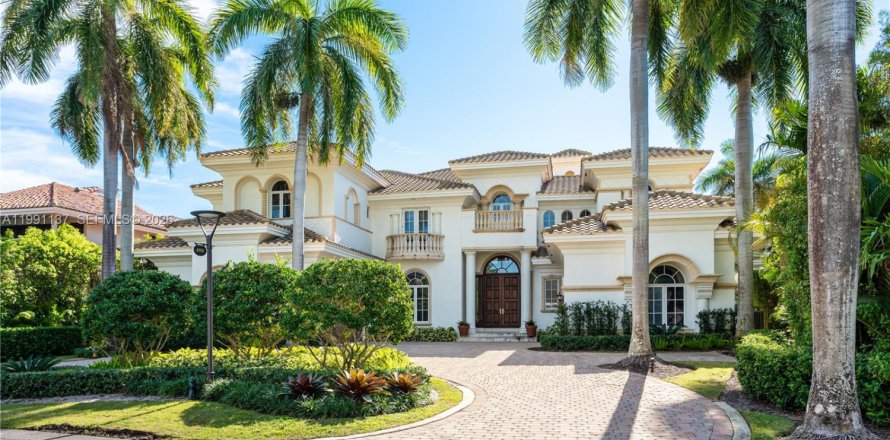 Дом в Бока-Ратон, Флорида 6 спален, 750.37м2 № 2062556