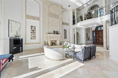 Снять в аренду виллу или дом в Бока-Ратон, Флорида 6 спален, 750.37м2, № 2062556 - фото 8