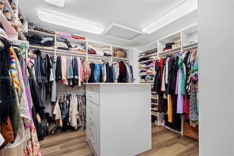 Снять в аренду виллу или дом в Бока-Ратон, Флорида 6 спален, 750.37м2, № 2062556 - фото 27